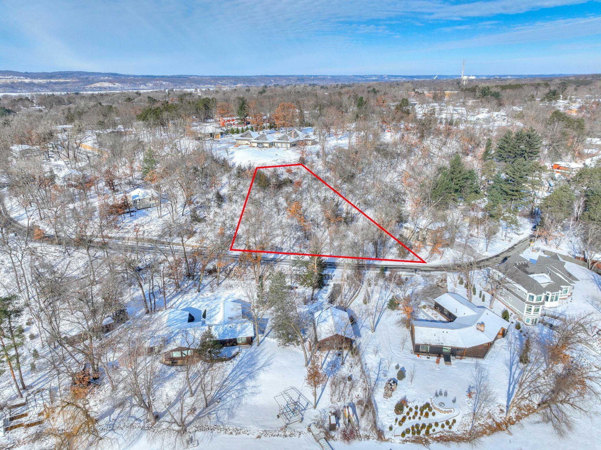 Property Photo: 1205 Riverside Drive N WI 54016