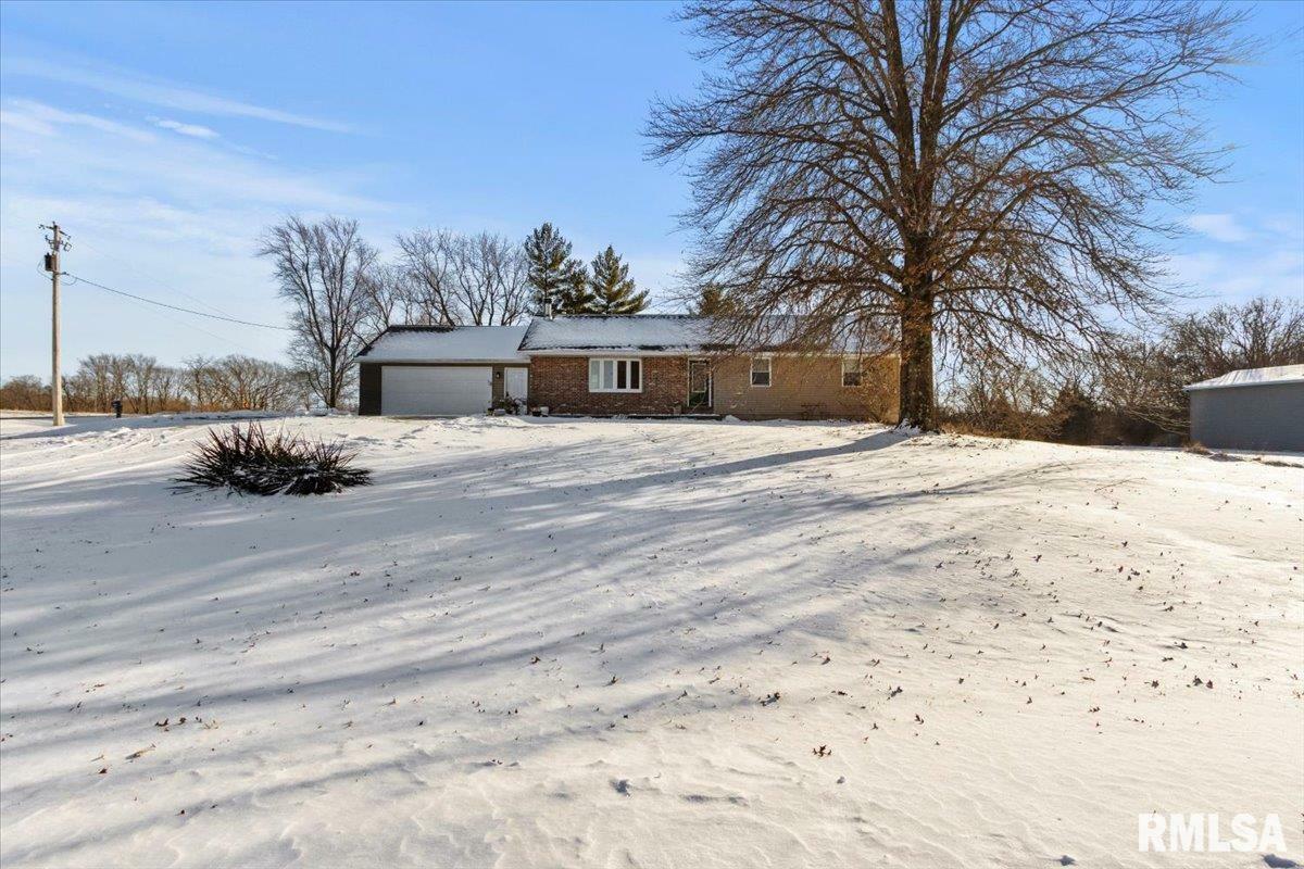 Property Photo:  499 Oak Point Road  IL 61548 