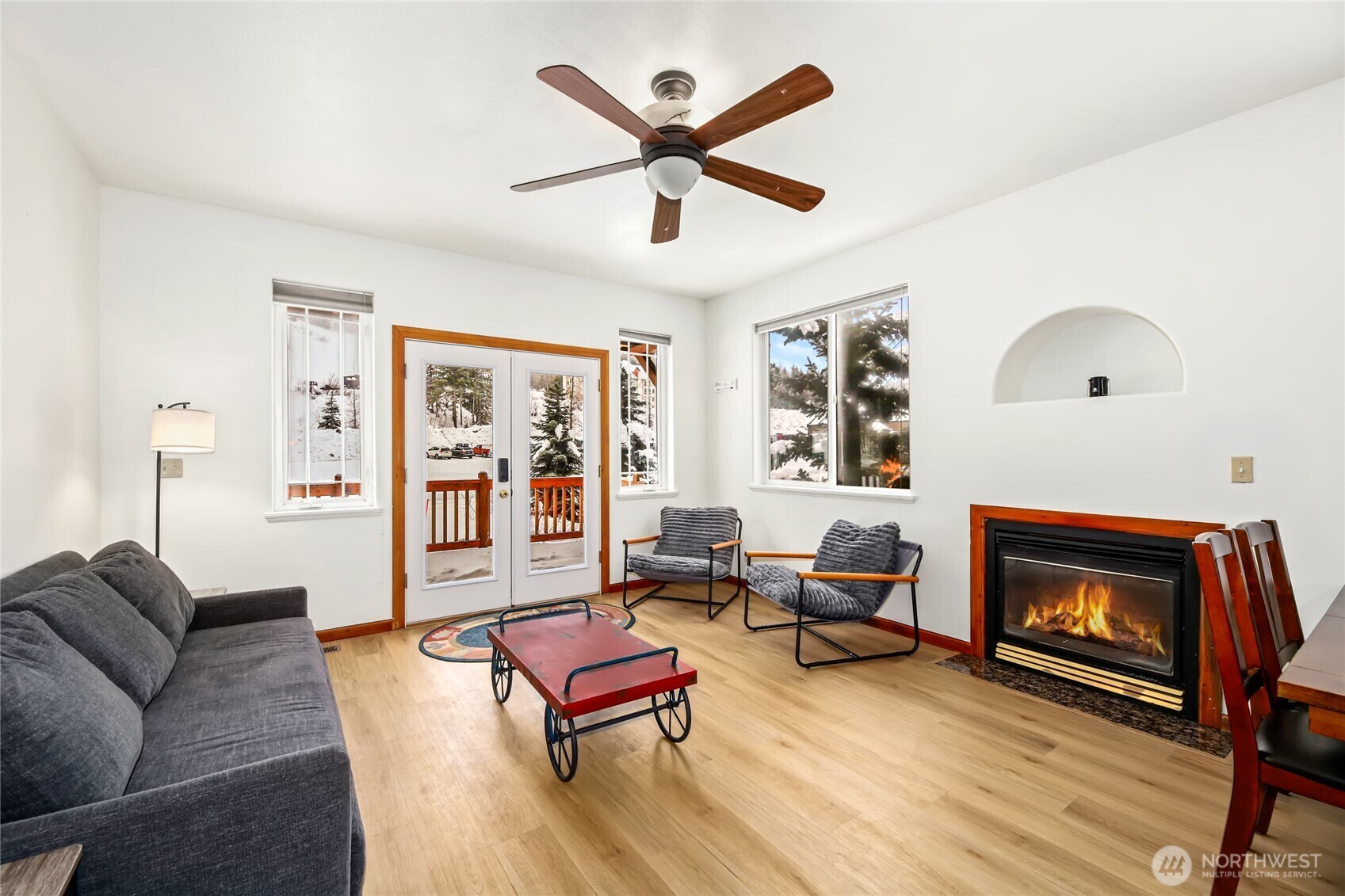 Property Photo: 330 Keechelus Drive WA 98068