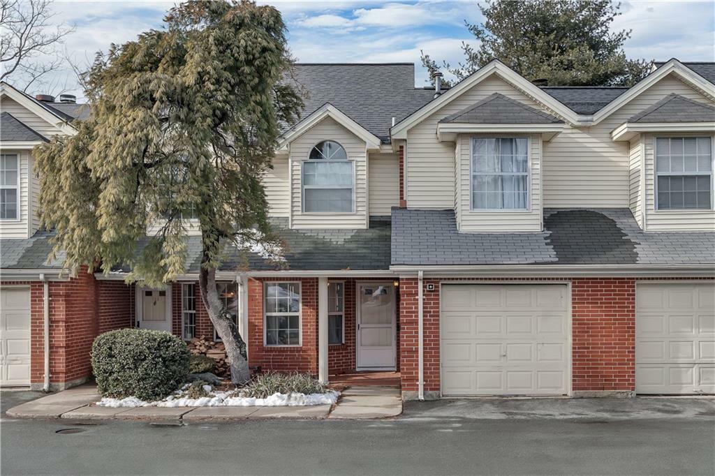 Property Photo: 626 Smithfield Road 104 RI 02904