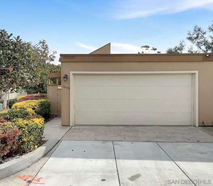 10447 Caminito Banyon  San Diego CA 92131 photo