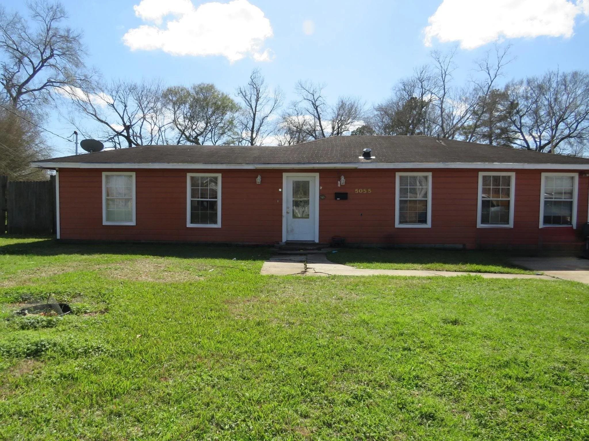 Property Photo:  5055 Sunbury Dr  TX 77707 