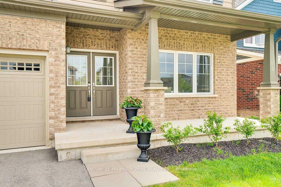 Property Photo: 379 Silverwood Avenue E ON L3C 0C6