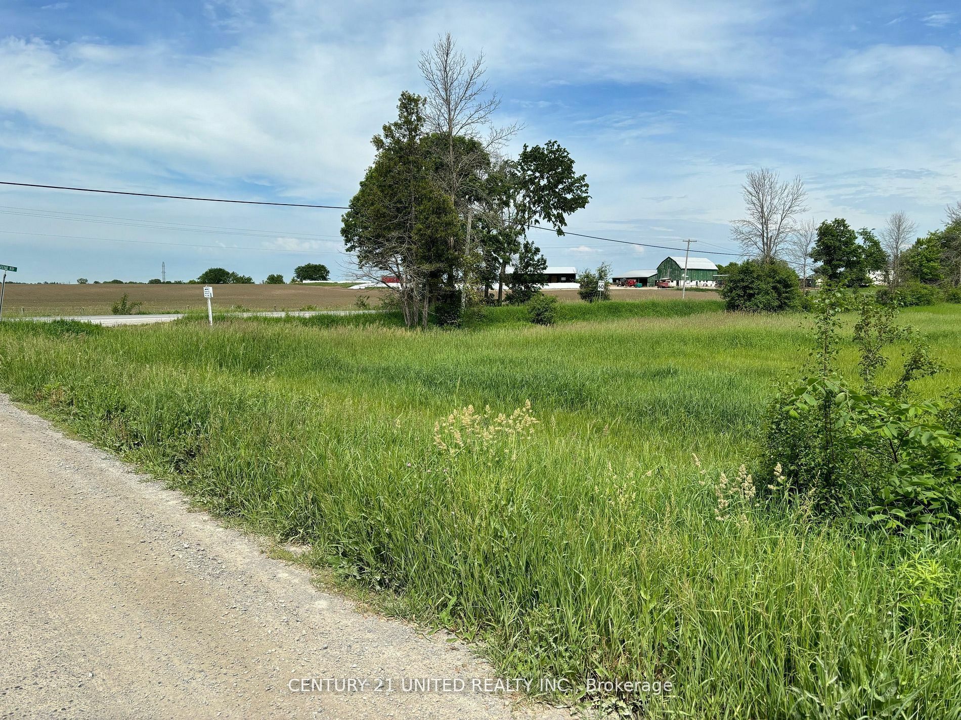 Photo de la propriété:  N/A Dillon Rd  ON K9L 0B8 