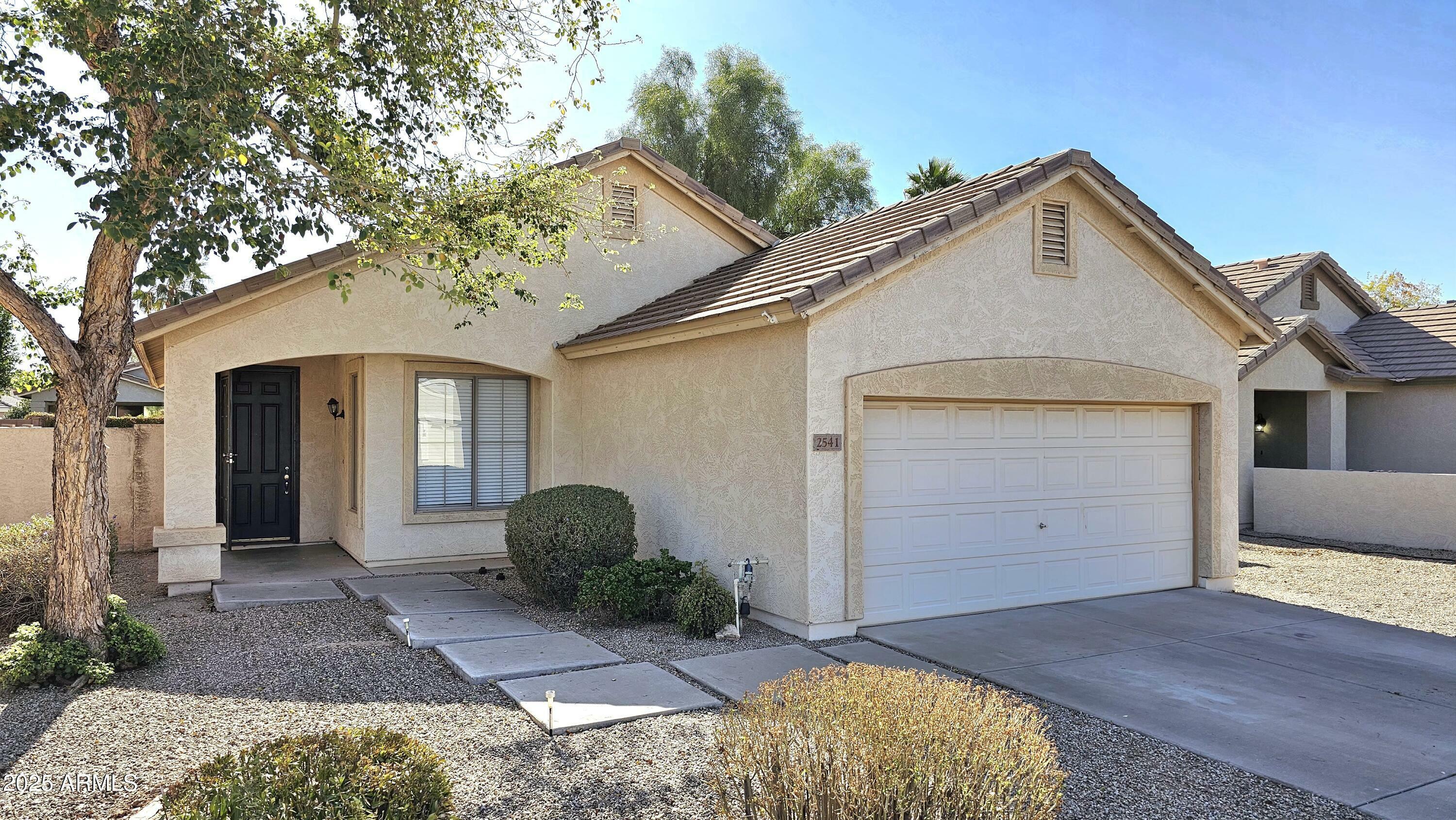 2541 S Sunnyvale Avenue  Gilbert AZ 85295 photo