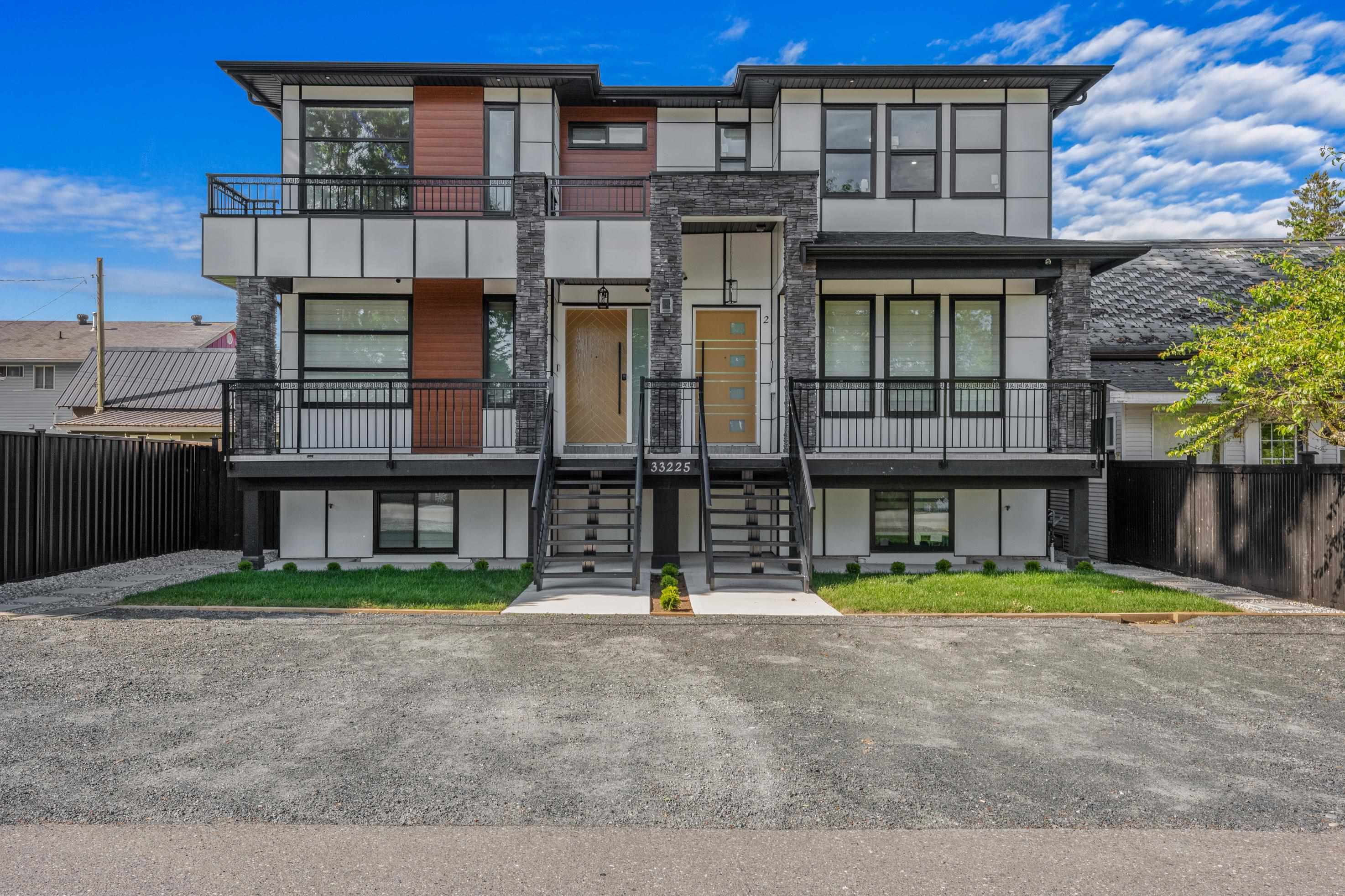 Photo de la propriété: 33227 5th Avenue BC V2V 1V9
