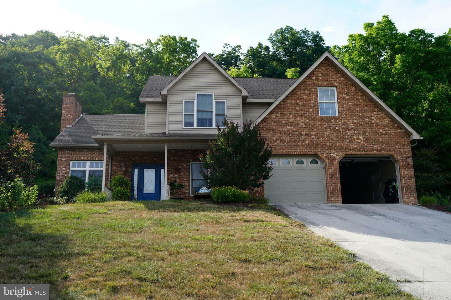 Property Photo:  10109 Golf Creek Drive NE  MD 21502 