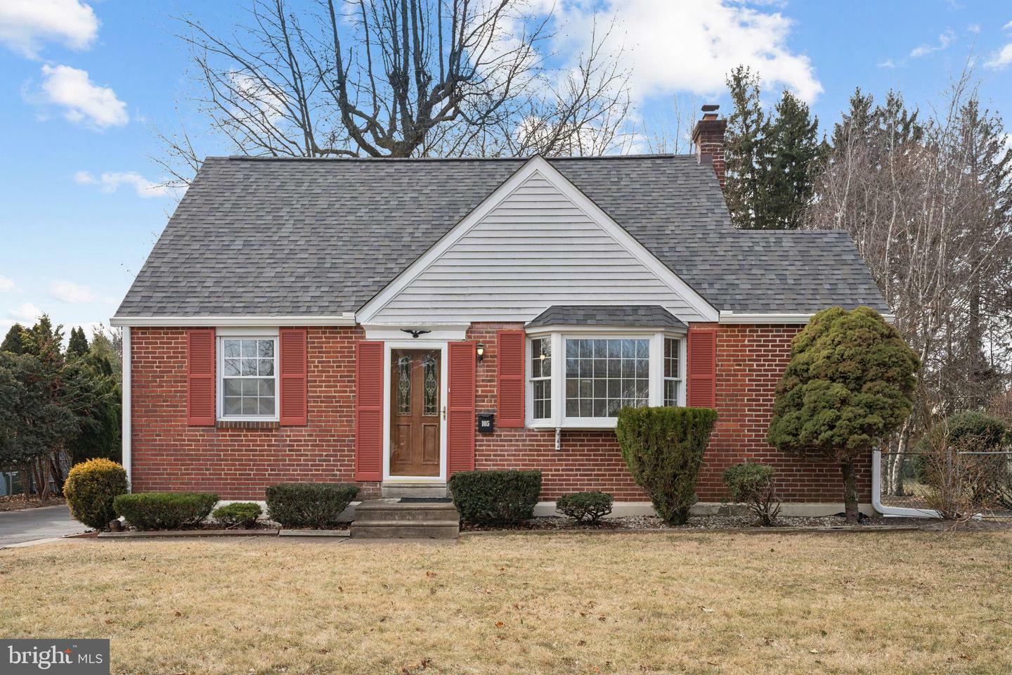 Property Photo:  105 Newington Drive  PA 19040 