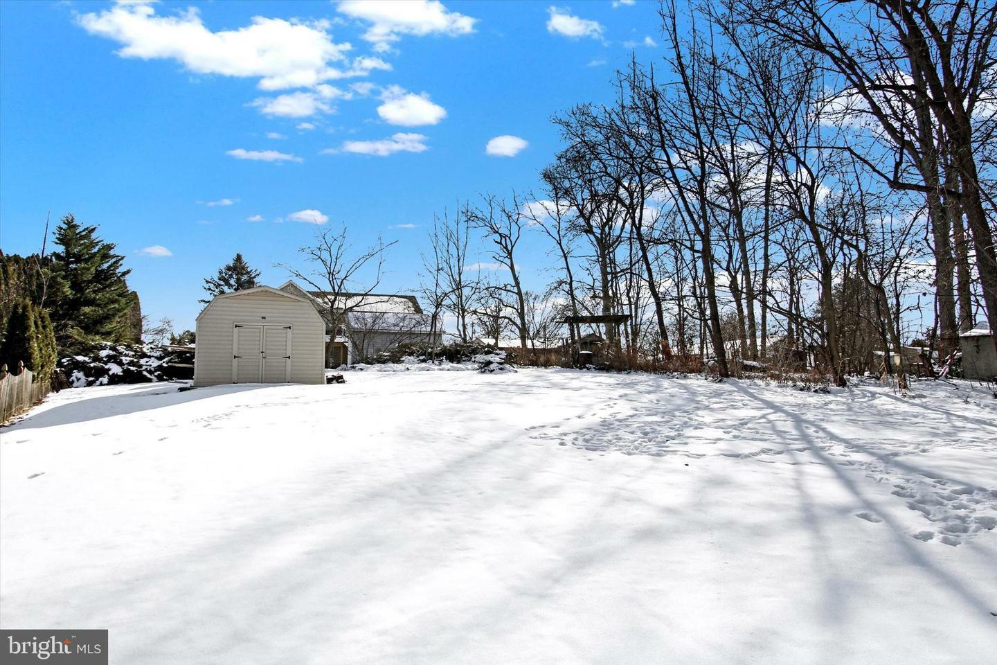 Property Photo:  8 Pleasanton Drive  PA 17316 