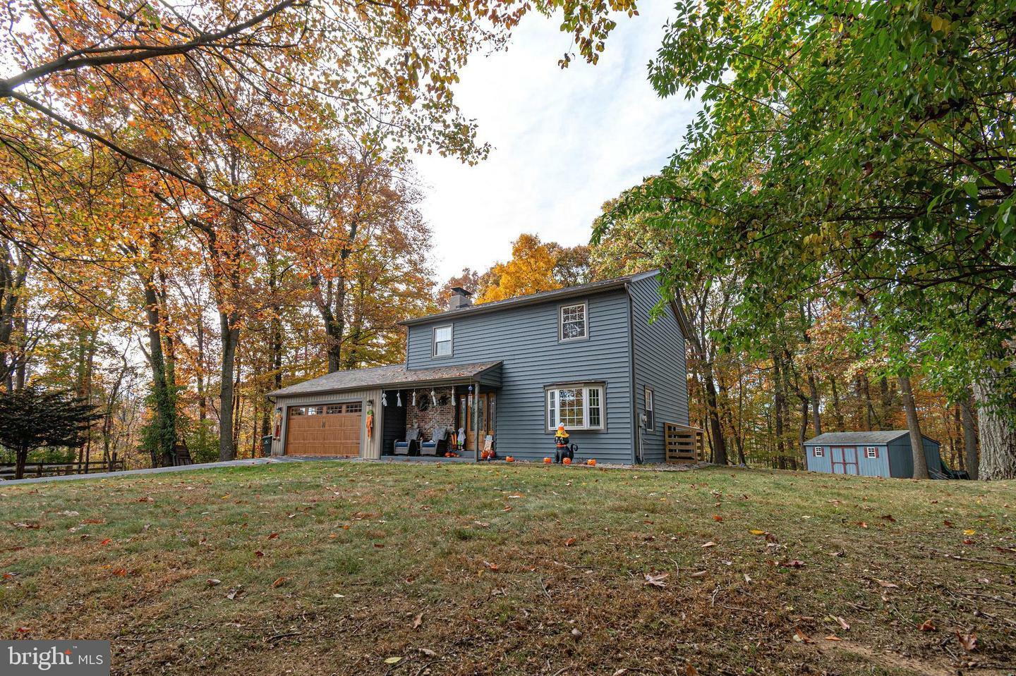 Property Photo:  1424 Federal Drive  PA 19335 