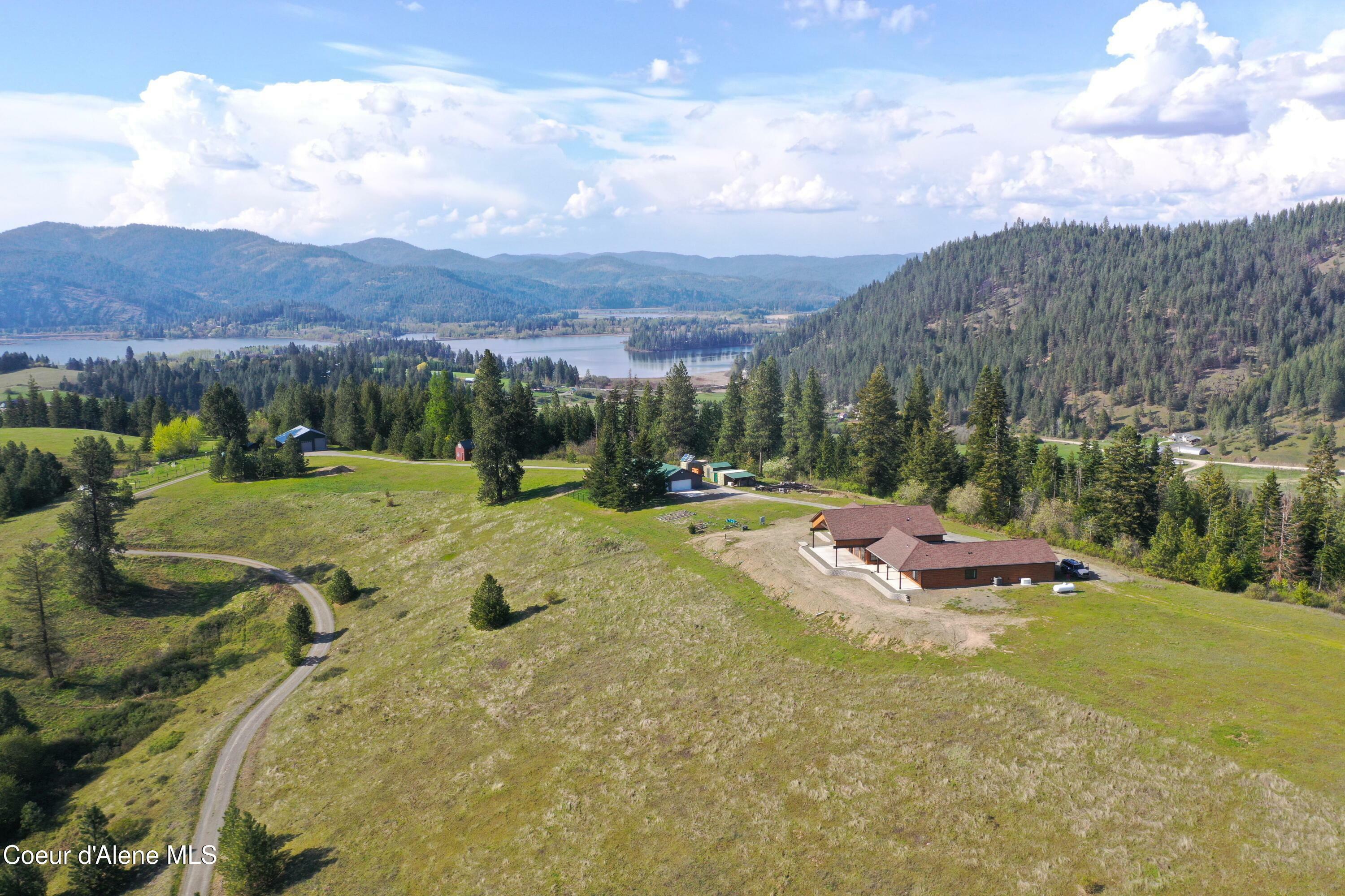Property Photo: 26706 S Willow Creek Rd ID 83842
