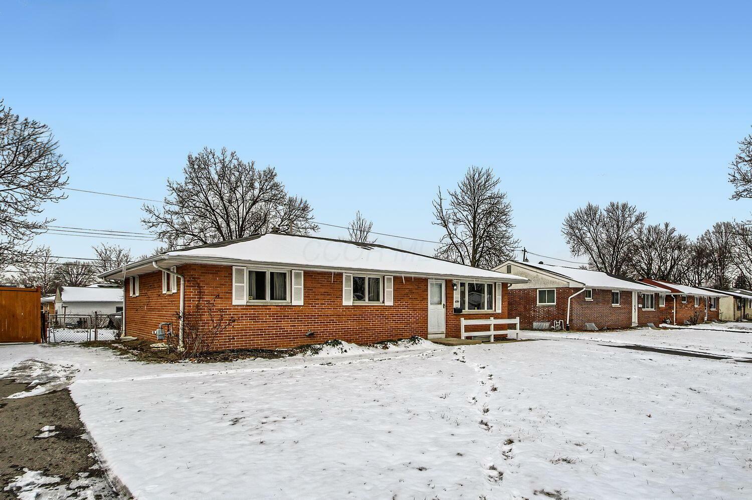 Property Photo:  4399 Maize Road  OH 43224 