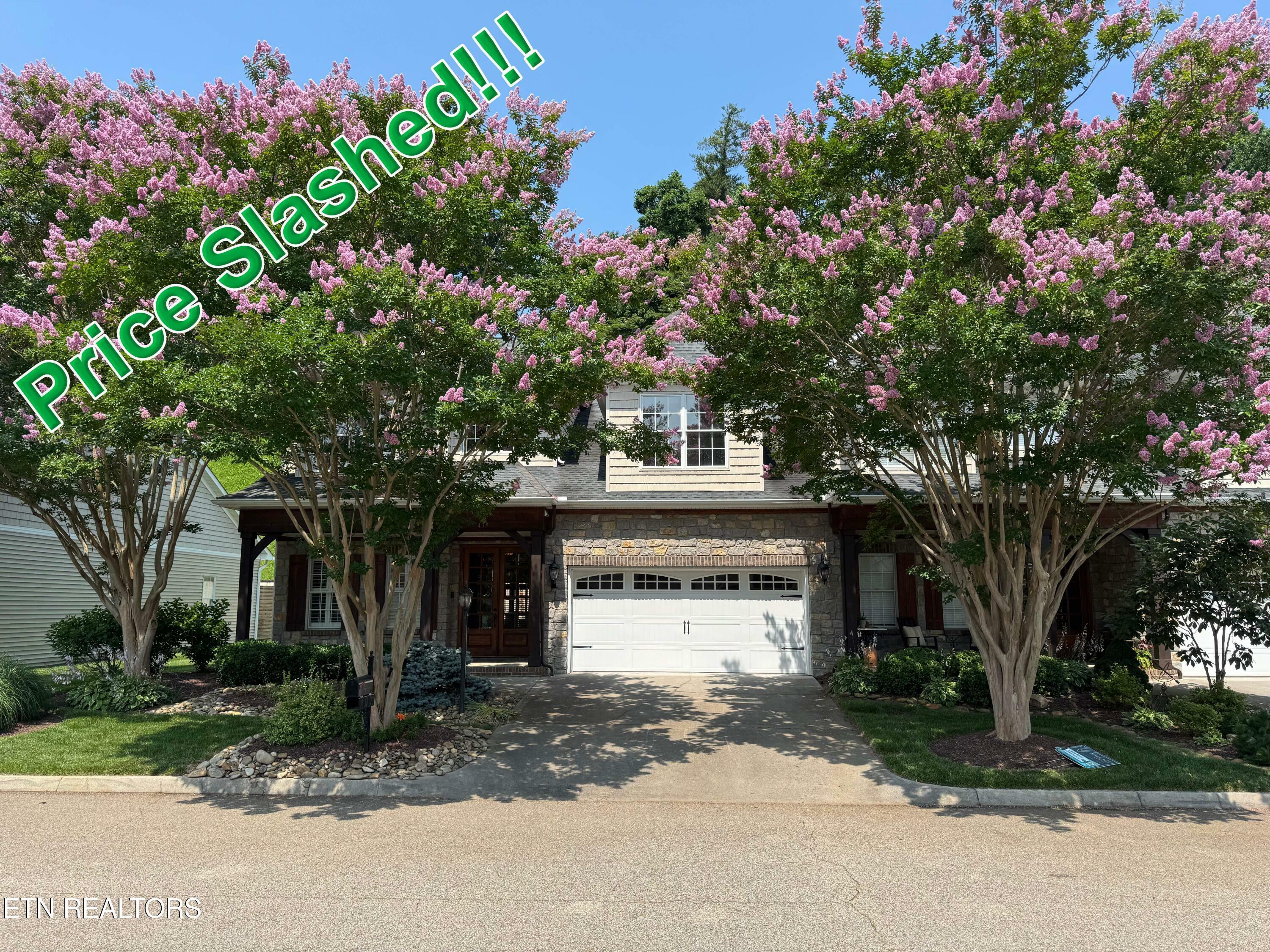 Property Photo: 437 Grove Branch Lane TN 37922