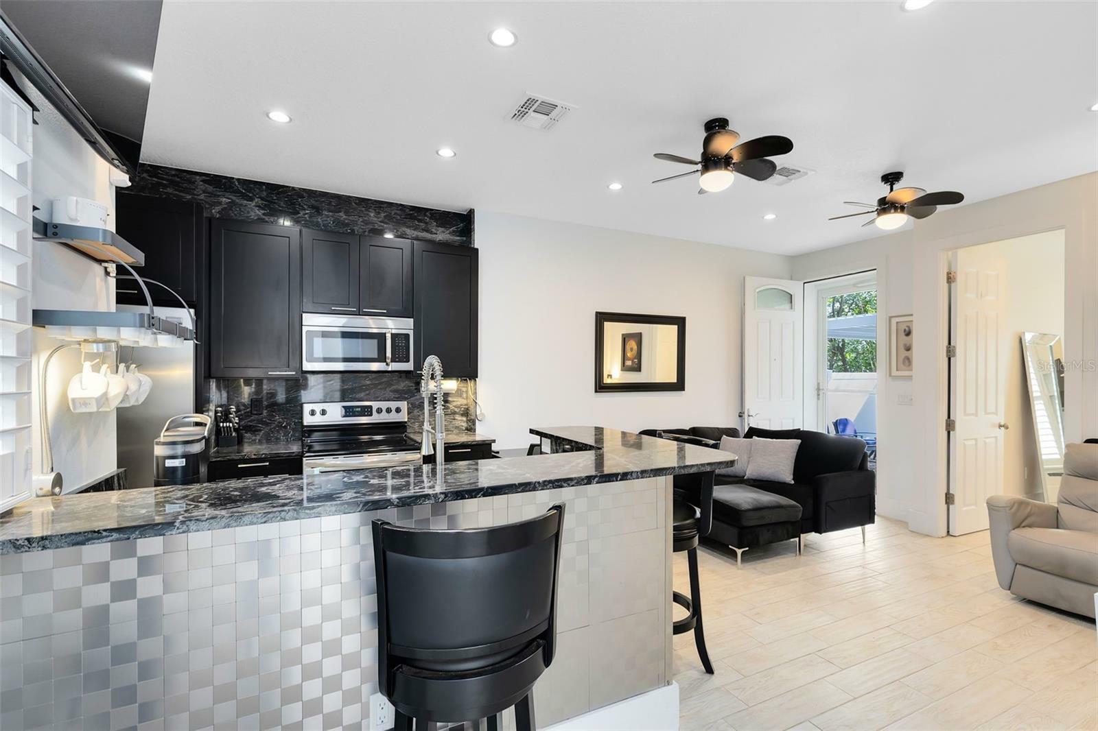 Property Photo: 726 N Pennsylvania Avenue FL 32789