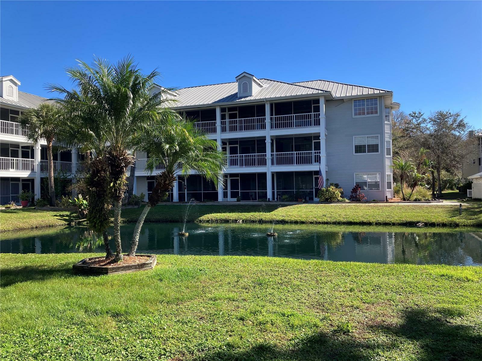 Property Photo: 2210 Vista Del Sol Circle #519 FL 33558