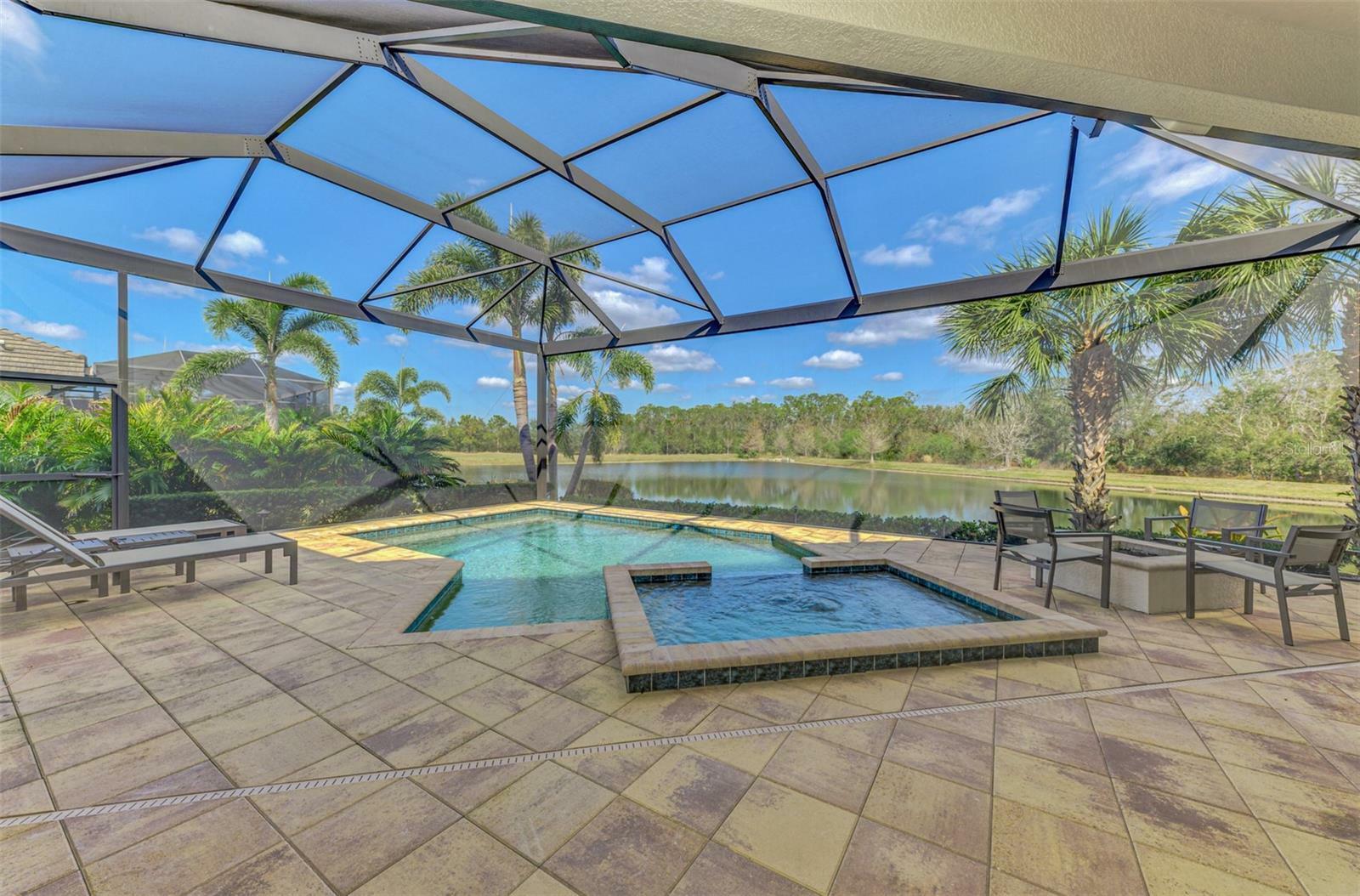 Property Photo:  16531 Kendleshire Terrace  FL 34202 