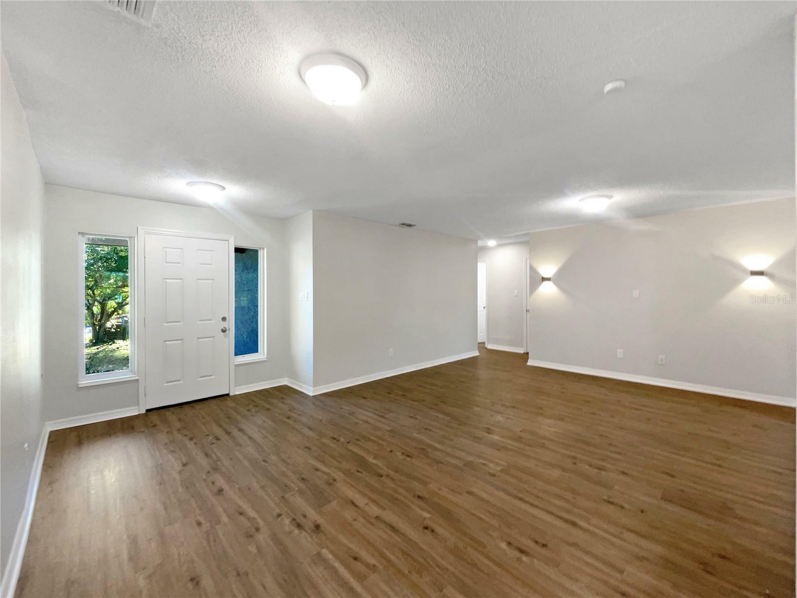 Property Photo:  1834 Willie Mays Parkway  FL 32811 