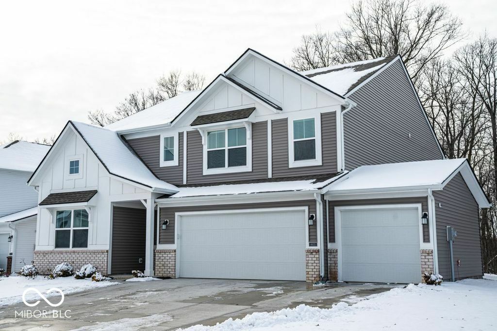 Property Photo: 8623 Lester Pl IN 46064