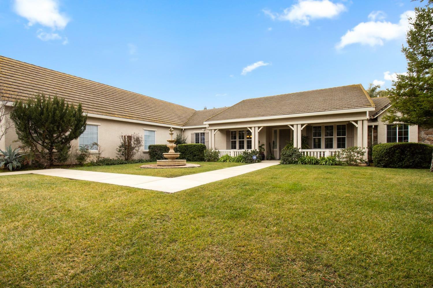 Property Photo:  9798 Silvergate Lane  CA 95624 