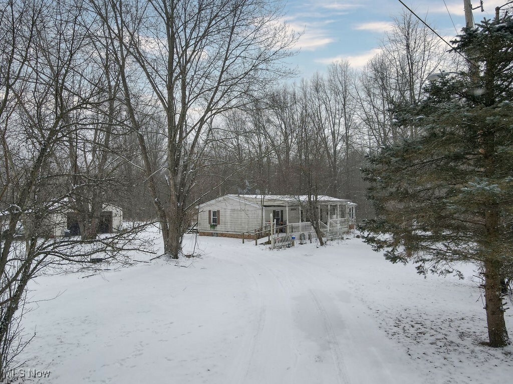 Property Photo: 9777 Silica Road OH 44451
