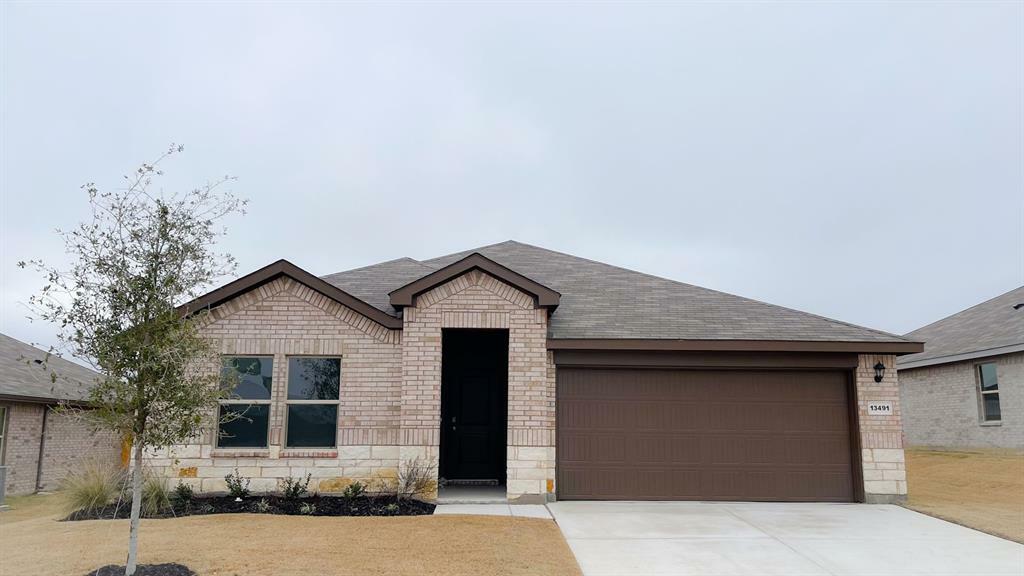 Property Photo: 13491 Stage Coach Lane TX 76035