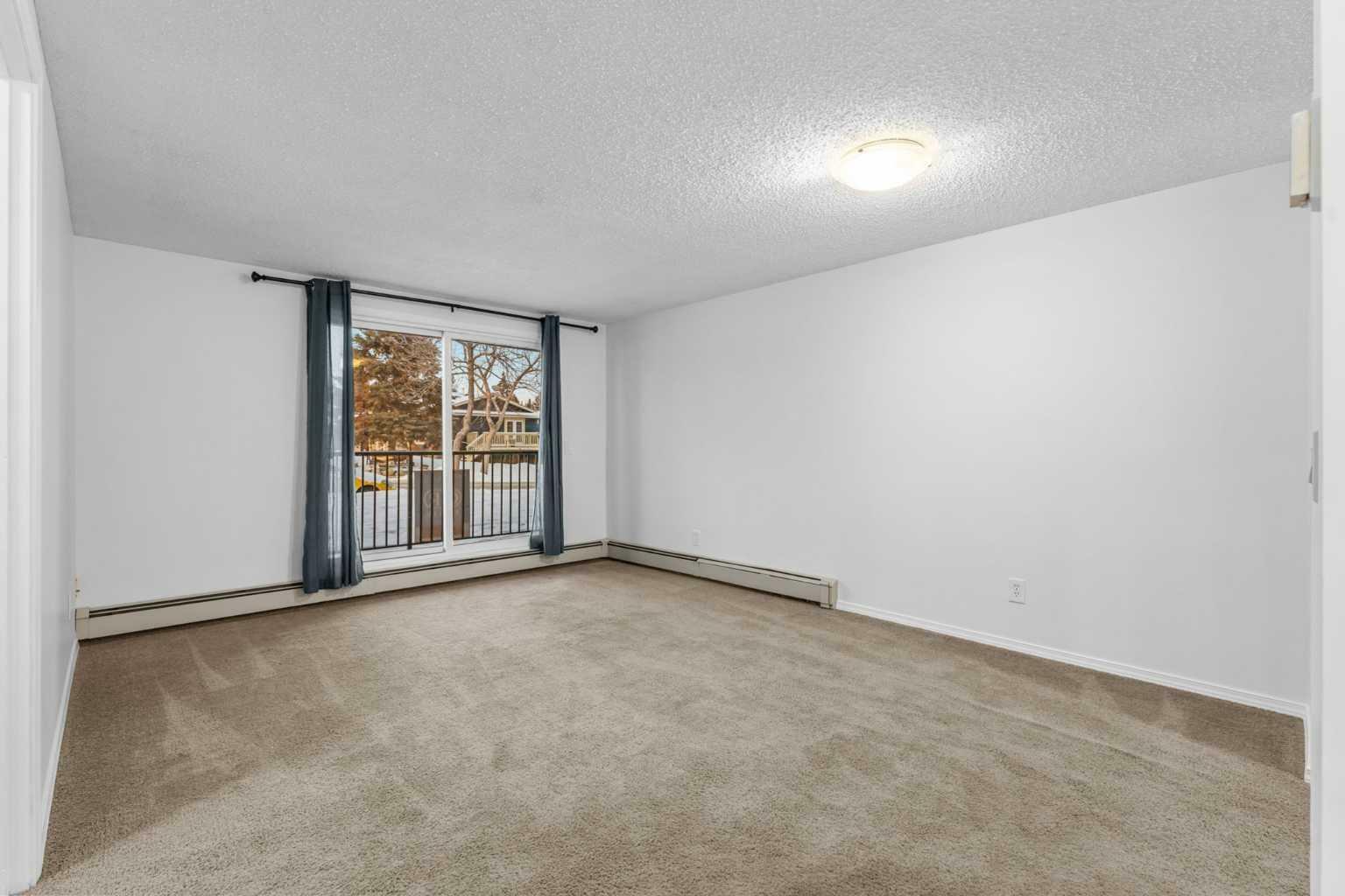 Property Photo:  280 Banister Drive 104  AB T1S 1Y5 