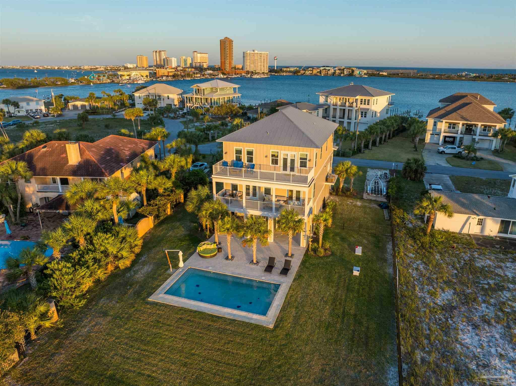 Property Photo: 247 Sabine Dr FL 32561