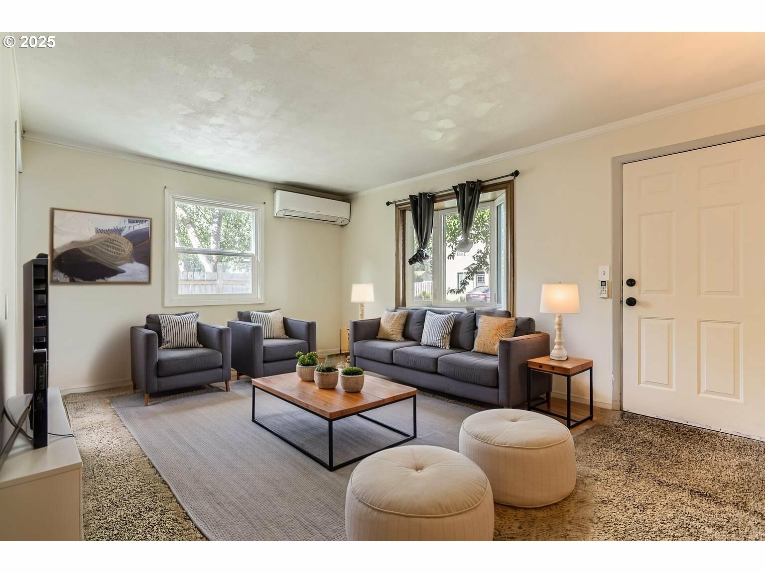 Property Photo: 9516 SE 74th Ave OR 97222