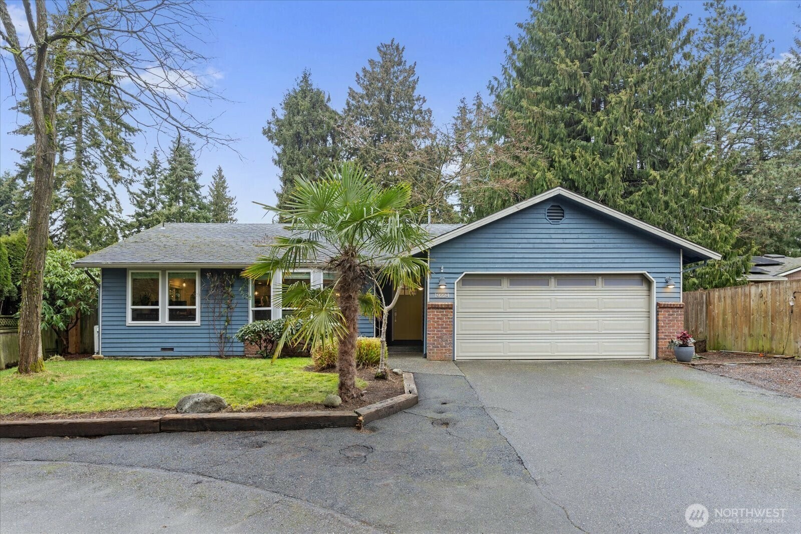 19224  76th Avenue W  Edmonds WA 98026 photo