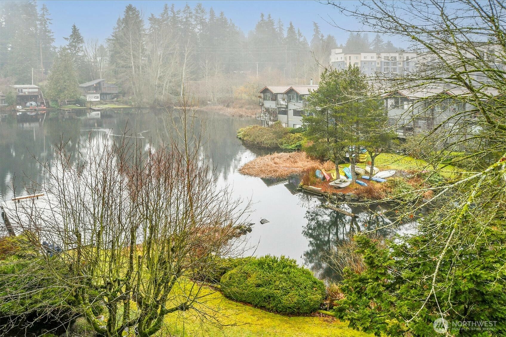 Property Photo:  19428  Aurora Avenue N 433  WA 98133 