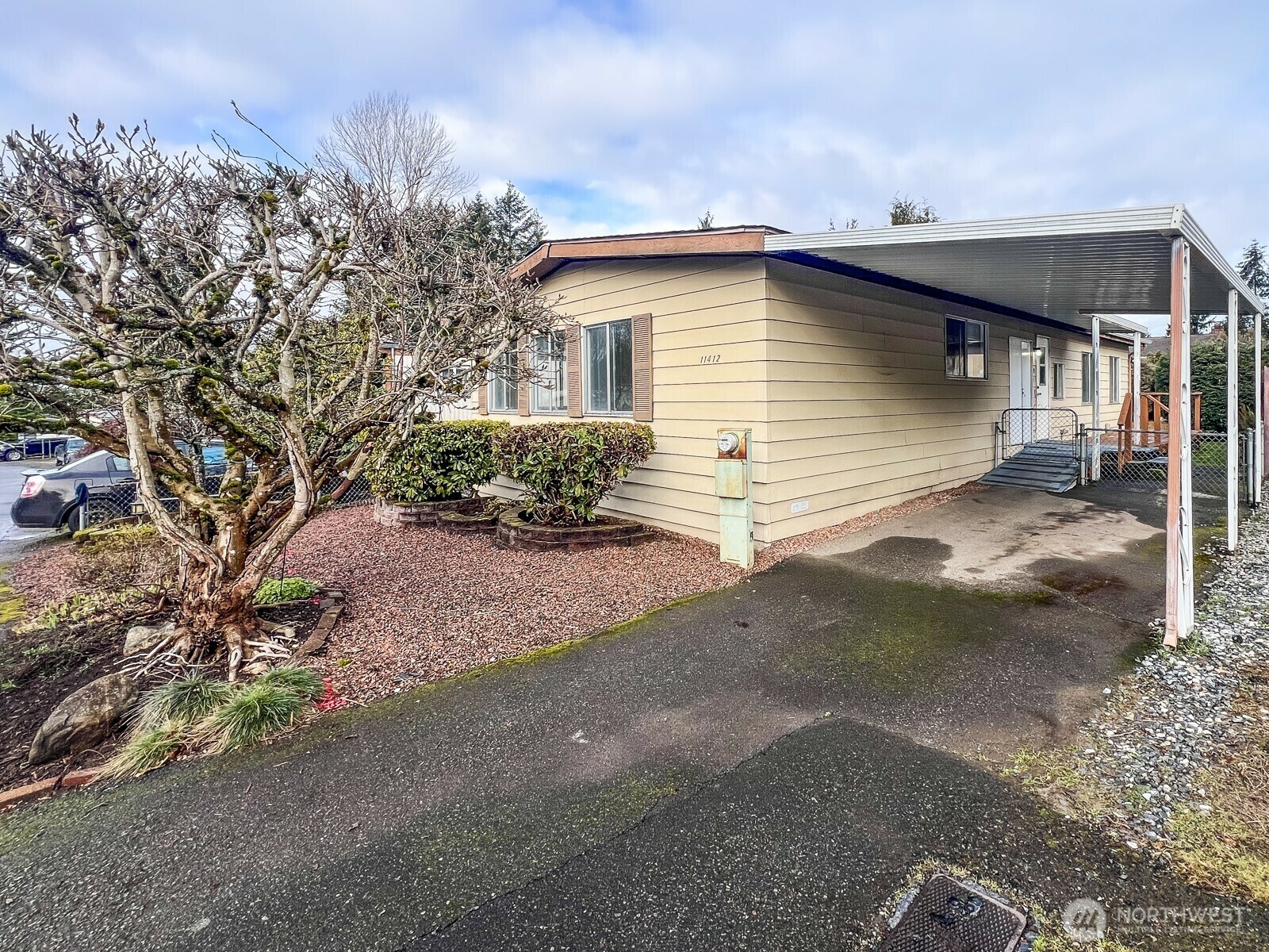 Property Photo:  11412 SE 226th Street  WA 98031 