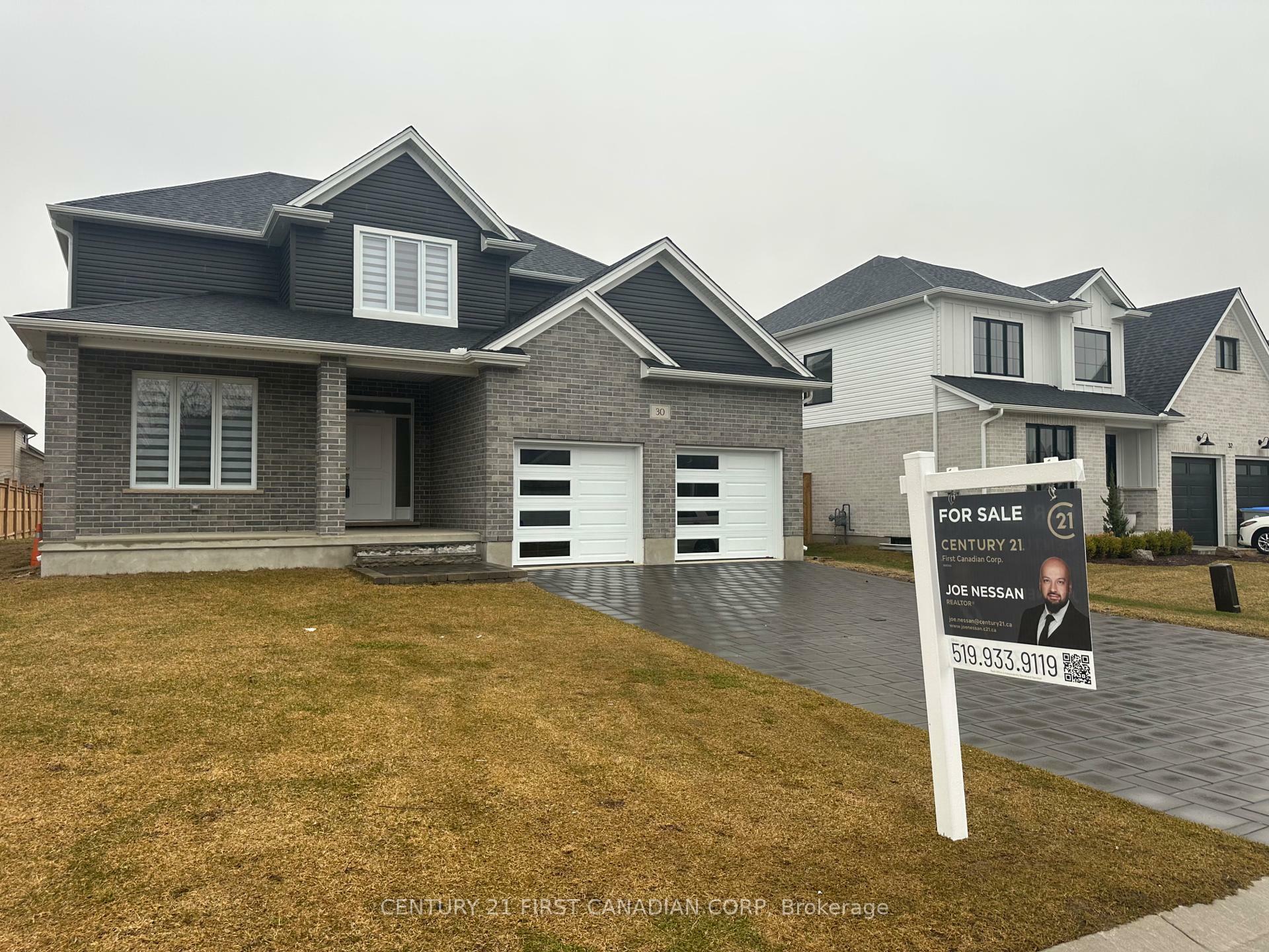 30 Spruce Crescent N  North Middlesex ON N0M 2K0 photo