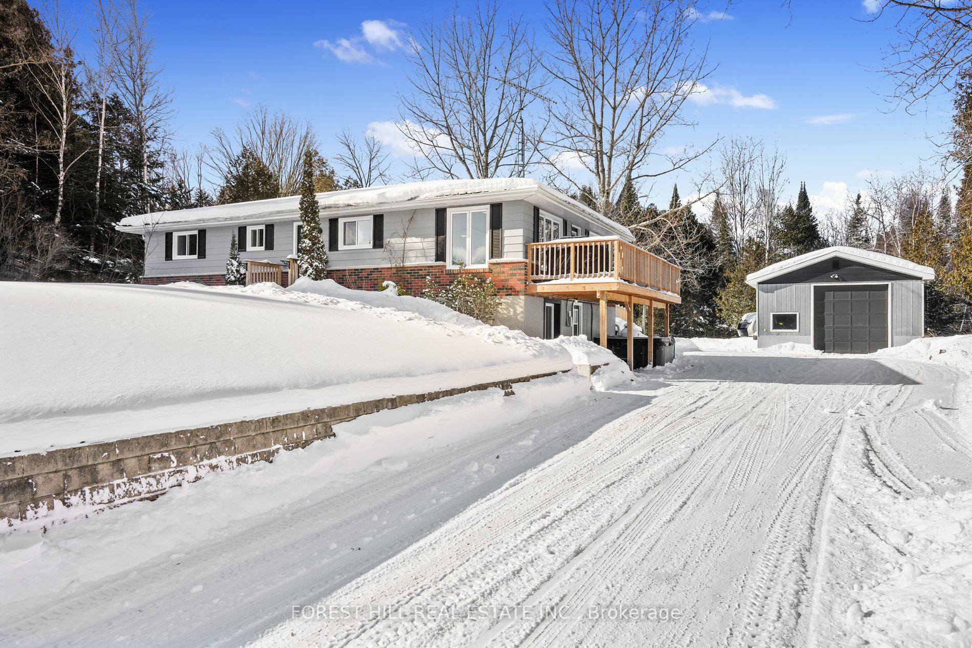 Property Photo:  2176 North School Rd  ON K0L 1Z0 