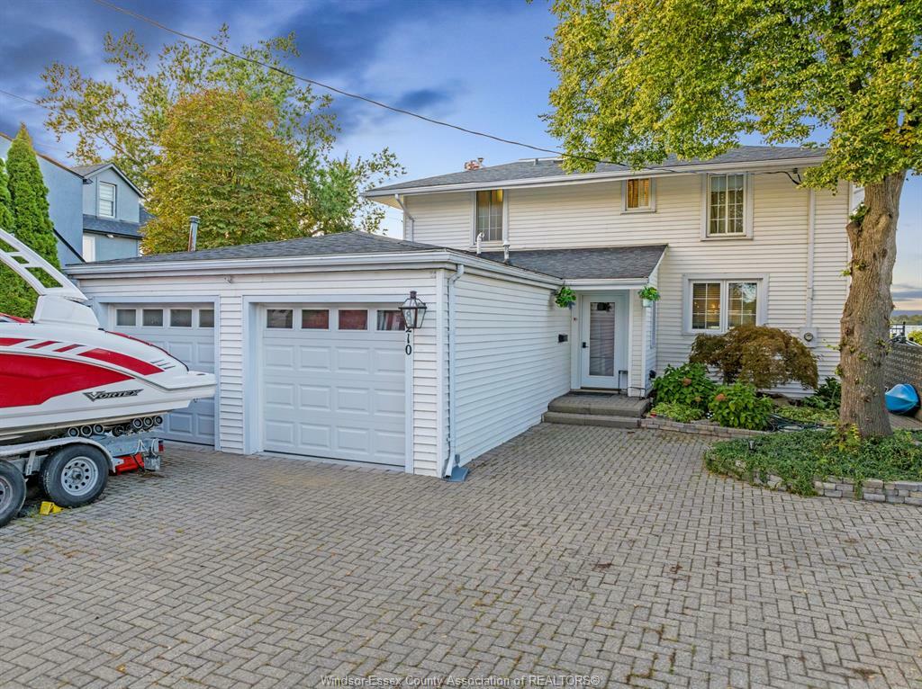 Property Photo:  8210 Riverside Drive  ON N8S 1E6 