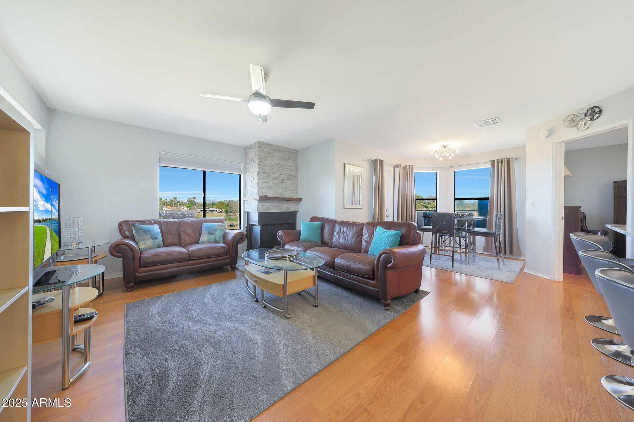 Property Photo: 4850 E Desert Cove Avenue 333 AZ 85254