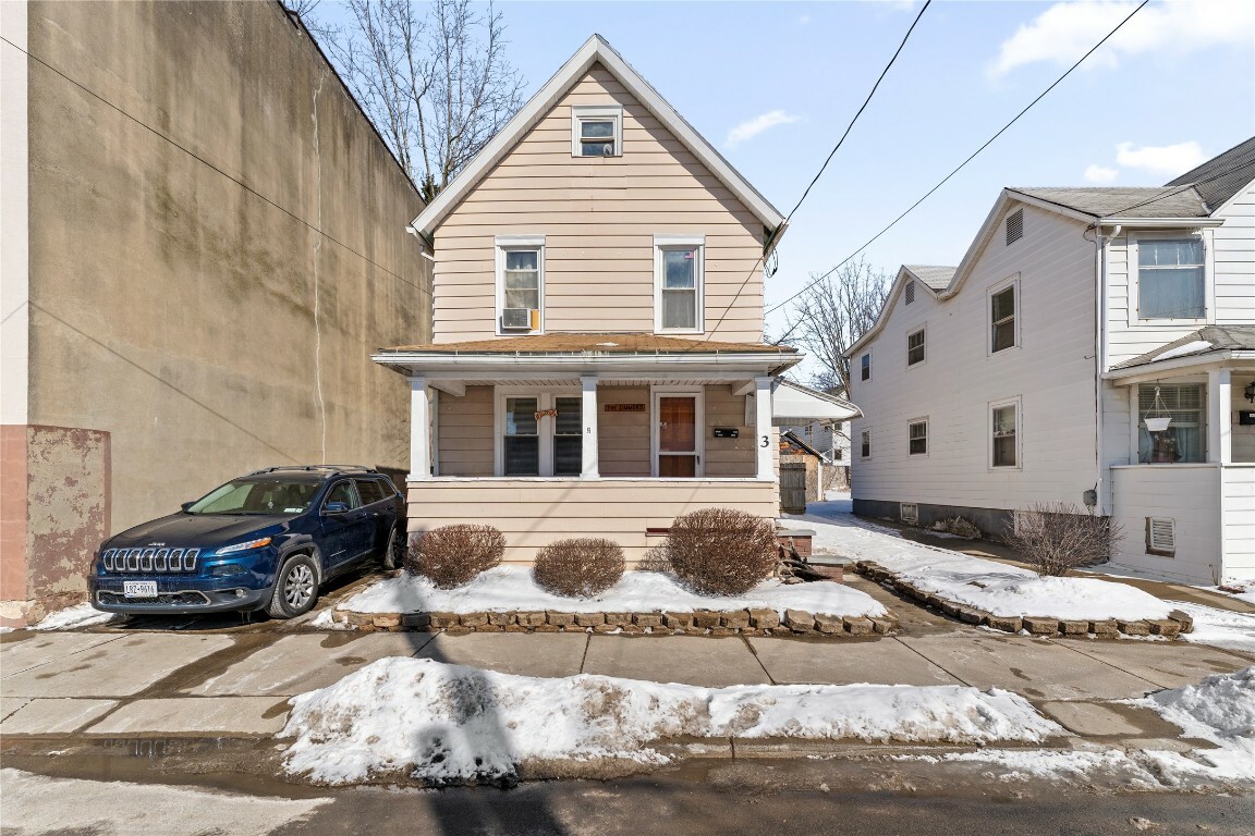 Property Photo:  3 Julian Street  NY 13905 