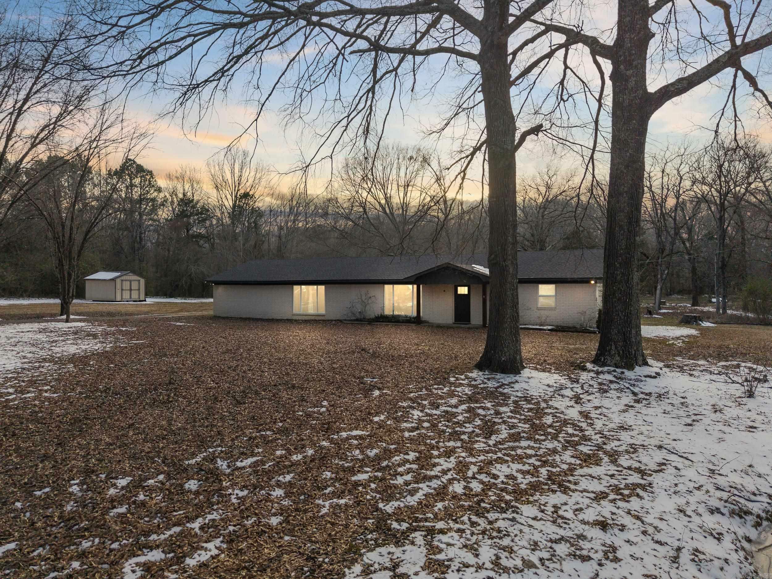 Property Photo:  27 Pine Valley Drive  AR 72016 