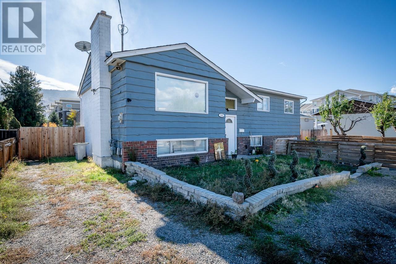 Property Photo:  1885 Tranquille Road  BC V2B 3M3 