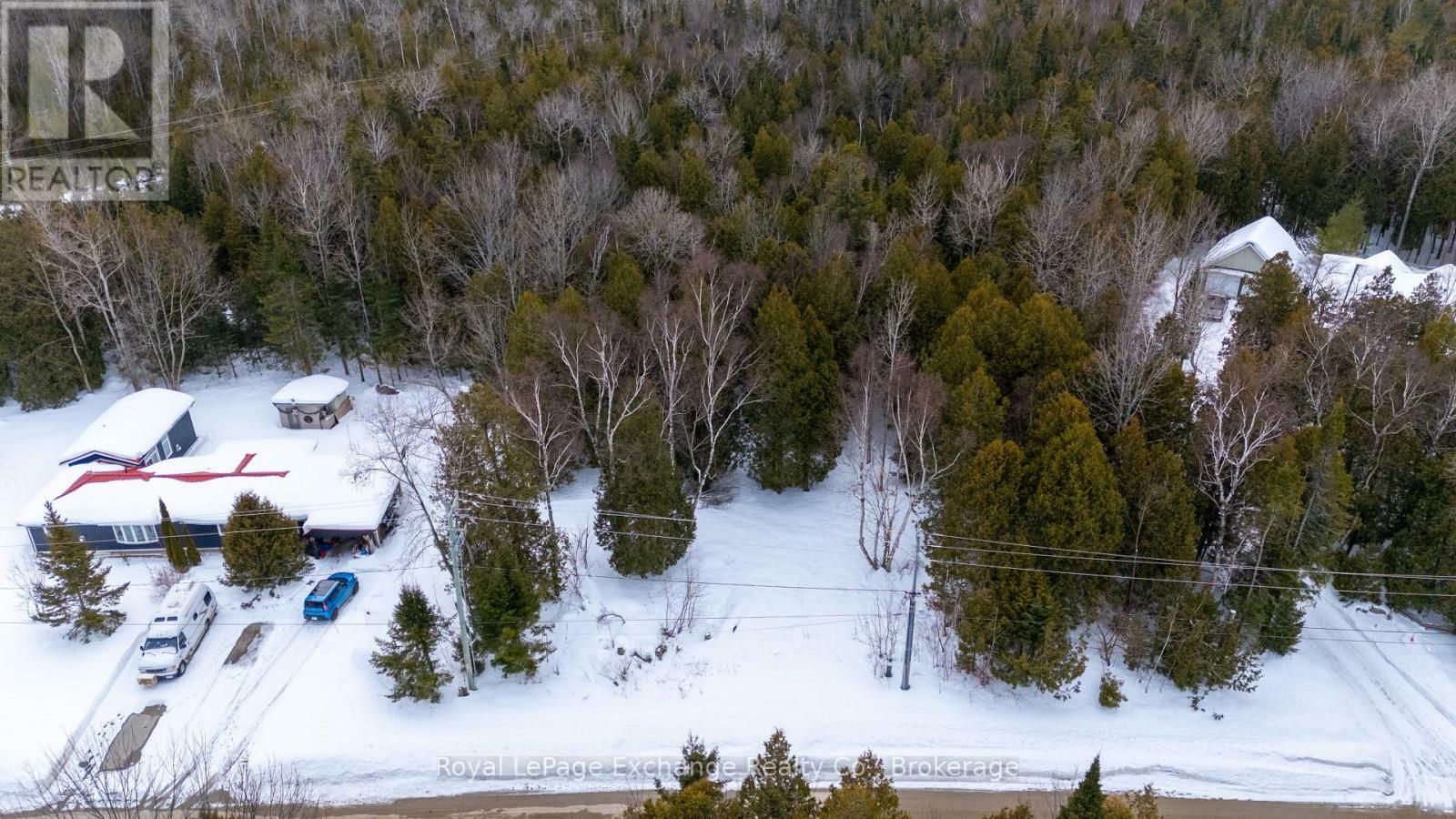 Property Photo:  Elm Street East  ON N0H 2L0 