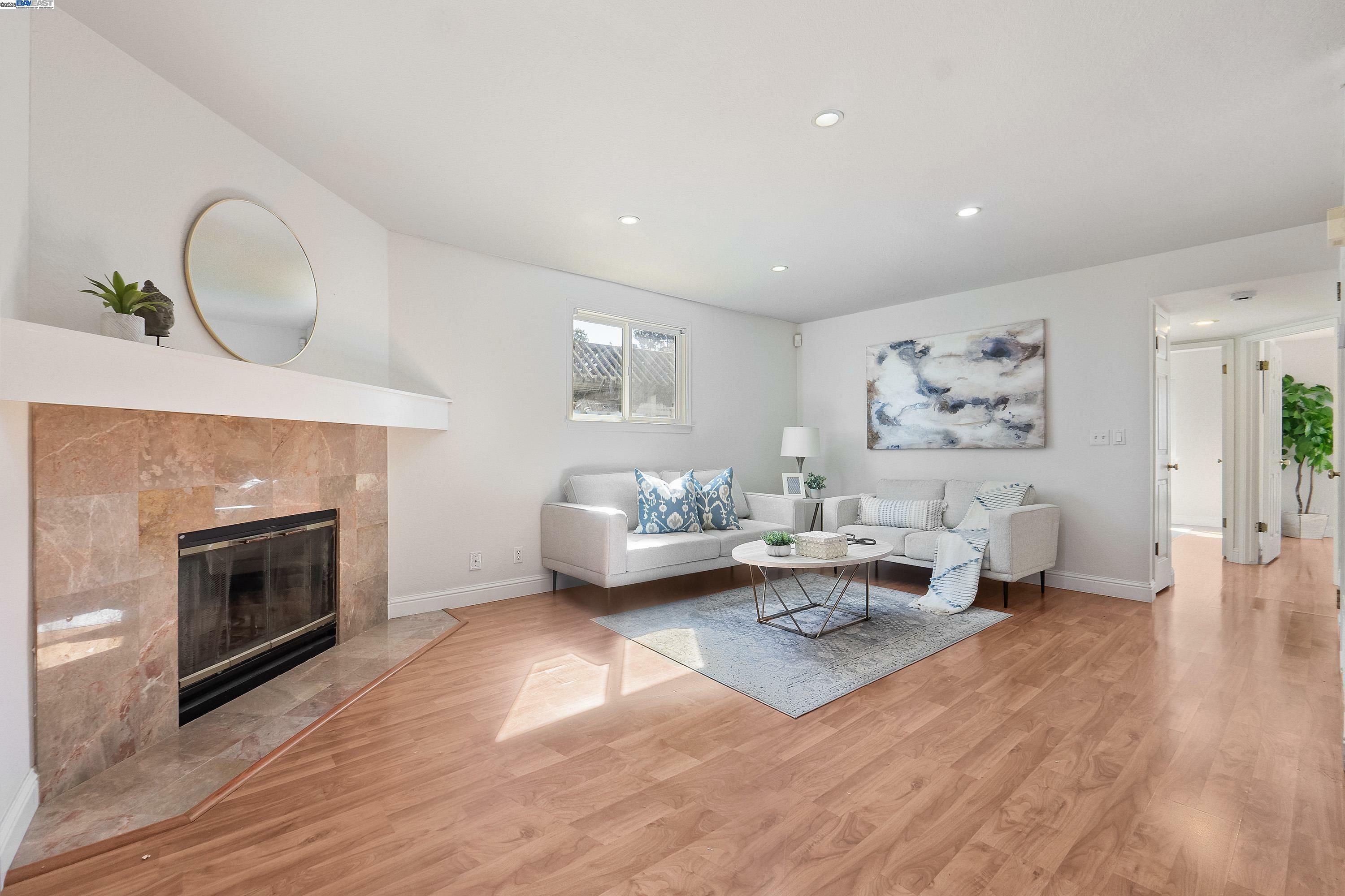 4644 Devonshire Cmn  Fremont CA 94536 photo