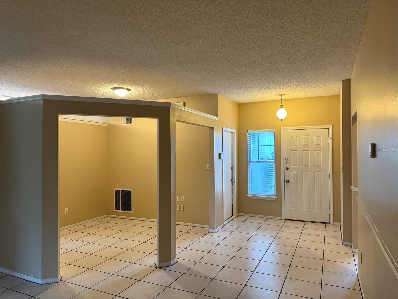 Property Photo:  11223 Huxley Avenue  FL 32837 