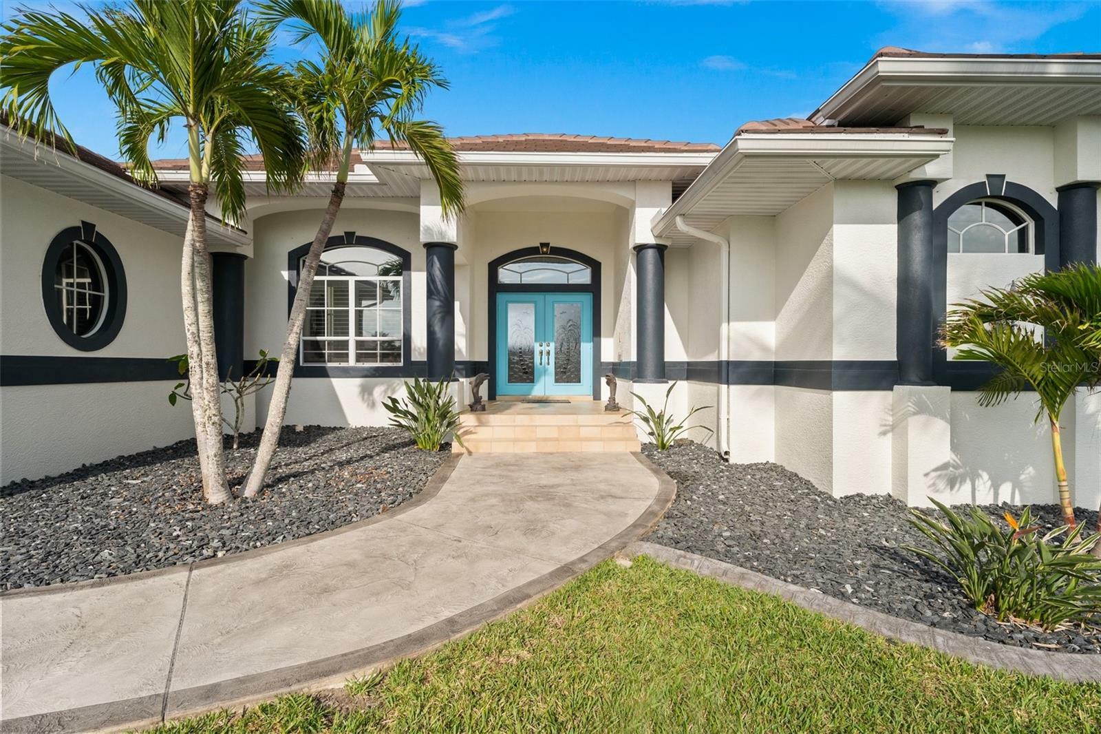 Property Photo:  360 Capri Isles Court  FL 33950 