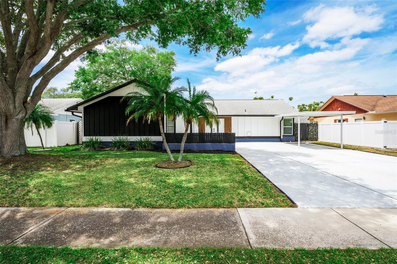 Property Photo:  10064 82nd Street  FL 33777 