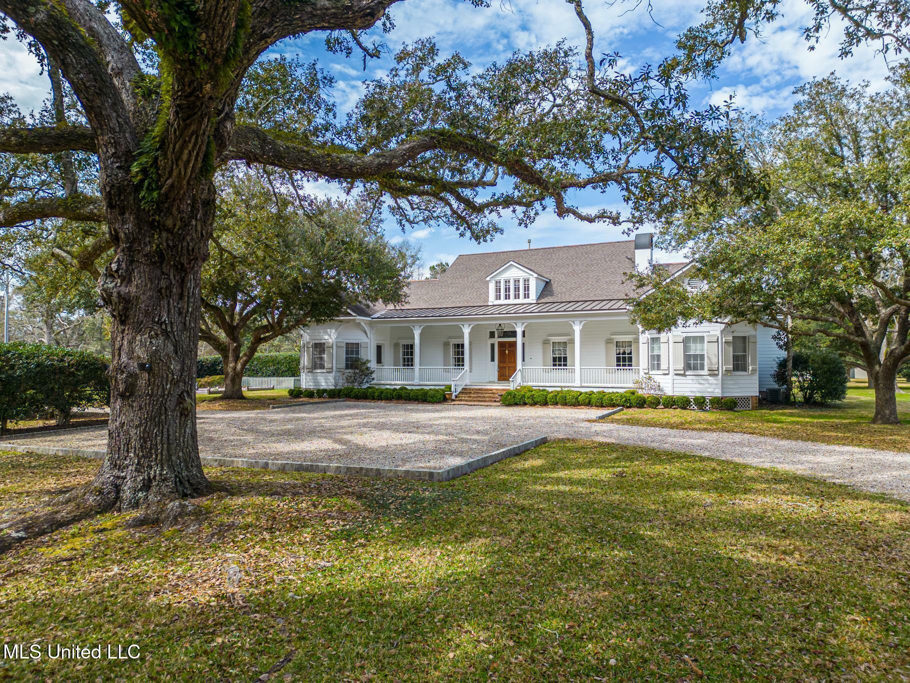 Property Photo:  22990 Arcadia Farm Road  MS 39571 