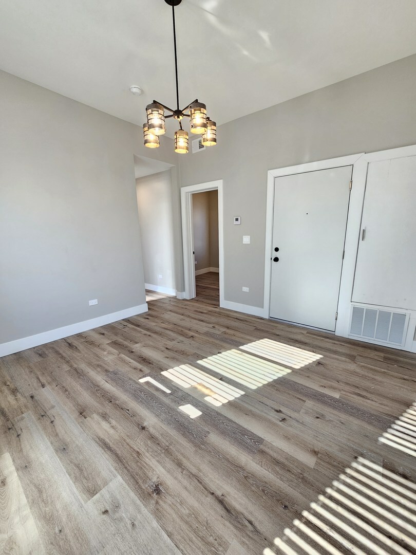 Property Photo:  1520 S Homan Avenue 2  IL 60623 