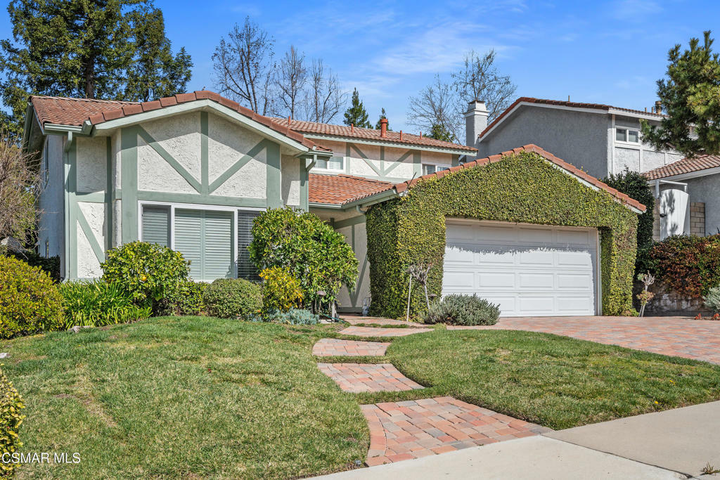 30121 Amelia Drive  Agoura Hills CA 91301 photo