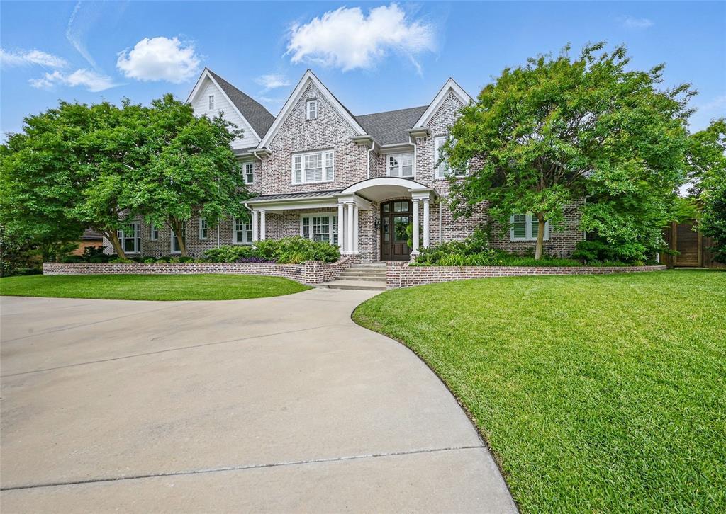 Property Photo: 6611 Dartbrook Drive TX 75254
