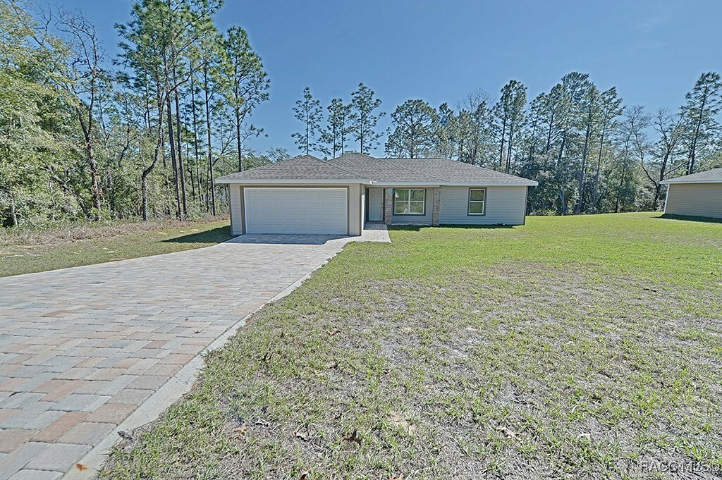 9715 N Wayland Avenue  Citrus Springs FL 34434 photo