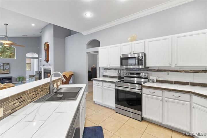 Property Photo: 5194 W Deputy Drive FL 34465