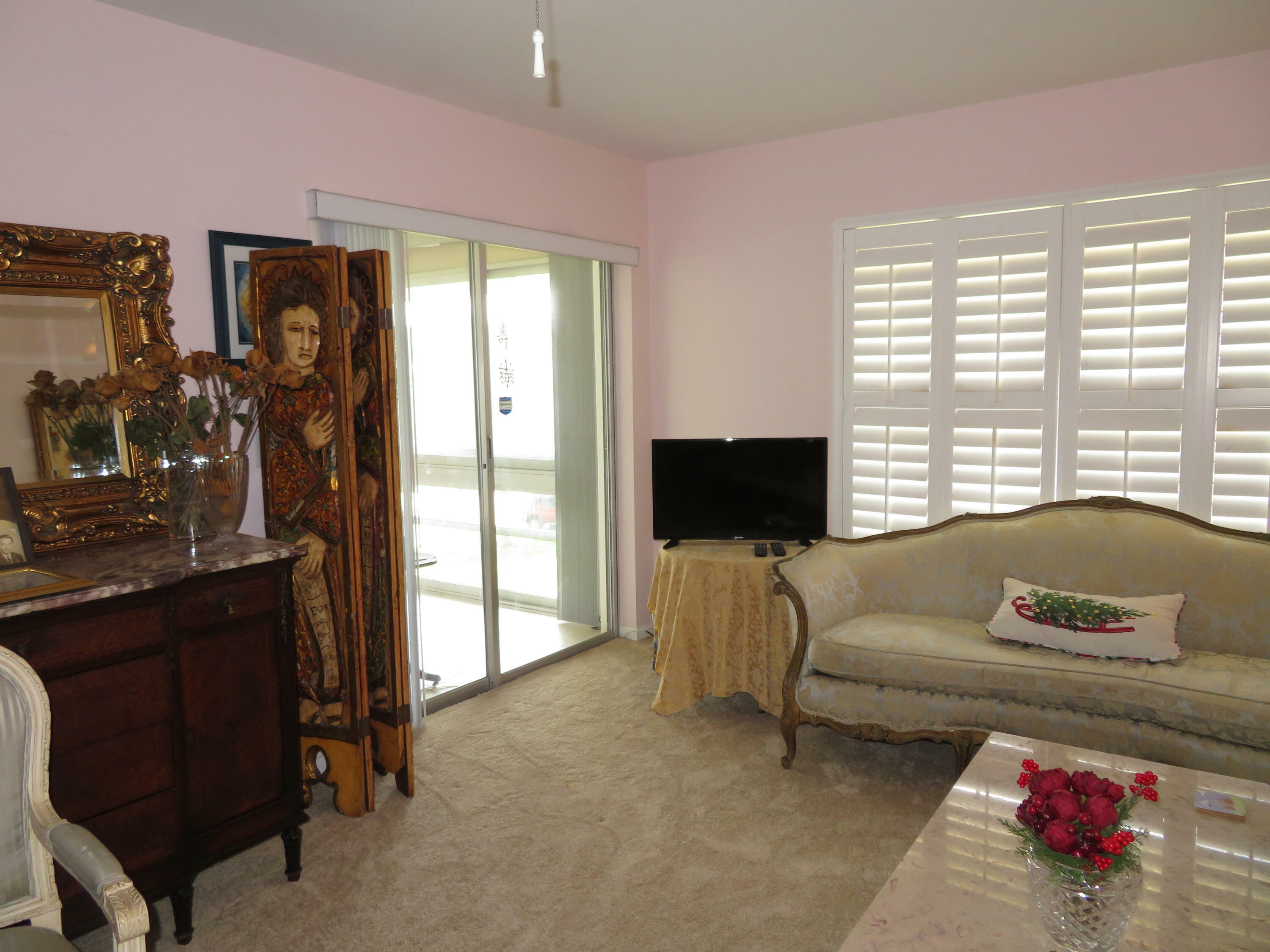 Property Photo: 5580 Tamberlane Circle 334 FL 33418